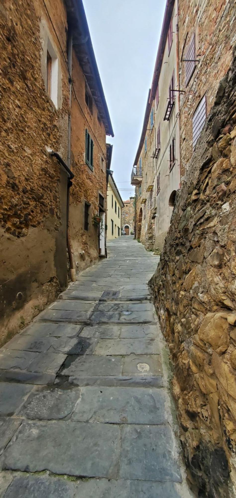 Casina Toscana, Cozy Studio In The Heart Of Campiglia Marittima With Free Wi-Fi Exterior photo